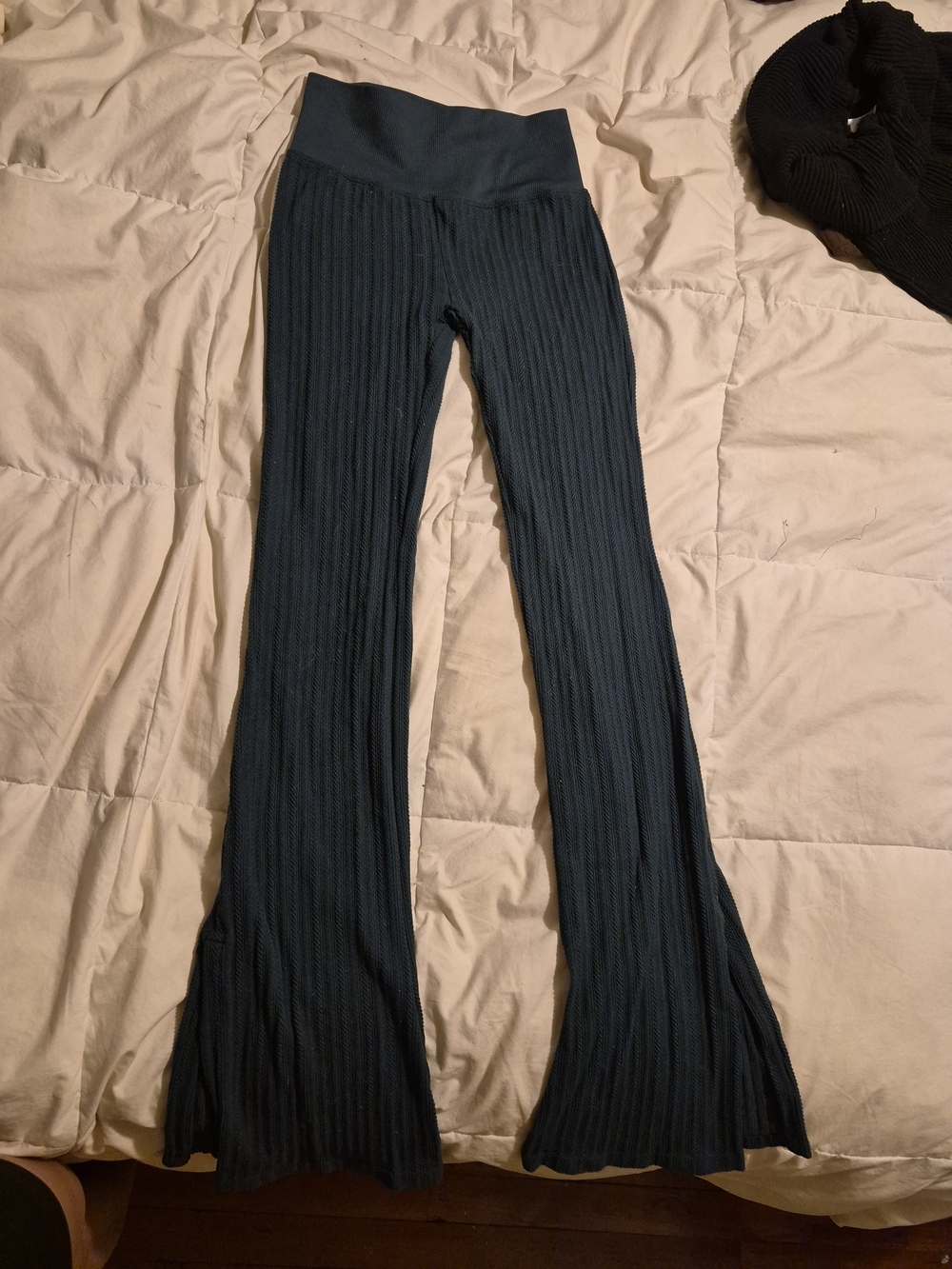 PINK Victoria's Secret Ribbed Flare Pants — Teal